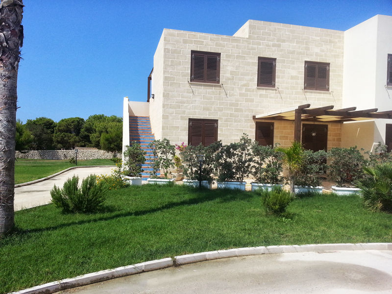 Piscina del Residence a Favignana