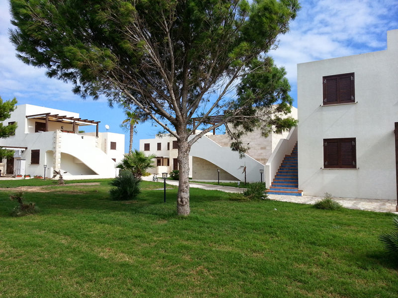 Green areas of the Residence Lido Burrone in Favignana